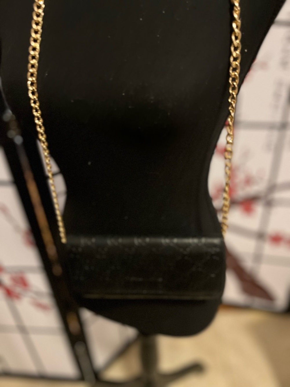 Authentic Gucci wallet with the chain to wear as a Crossbody